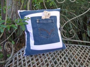 pocket_cushion_for_toy_jeans