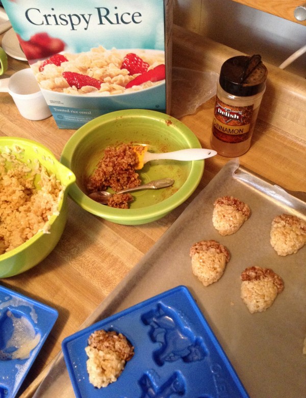 how to mold rice krispie treat shapes